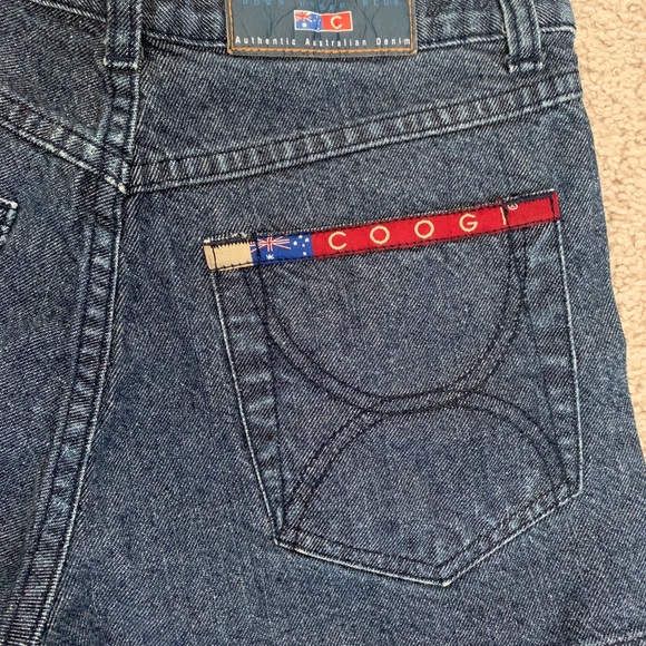 Vintage Coogi Jean Shorts, size 0 - Picture 4 of 7